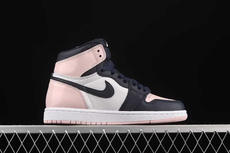 All Categories Air Jordan Jordan Series Basketball Shoes Air Jordan 1 High Pure Original Version Air Jordan 1 High OG Atmosphere AJ1 Joe 1 Bubble Gum High Top Basketball Shoes DD9335-641